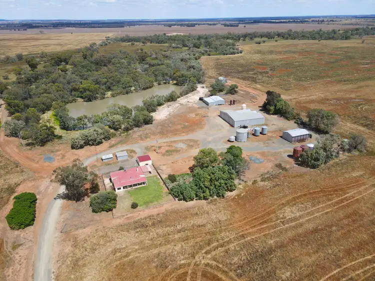 233 Warbilla Road, Barmedman NSW 2668