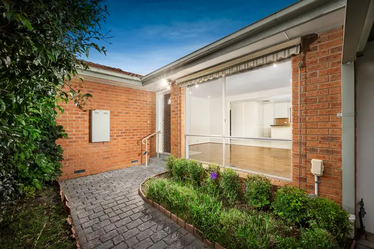 2/28 Manuka Street, Bentleigh East VIC 3165