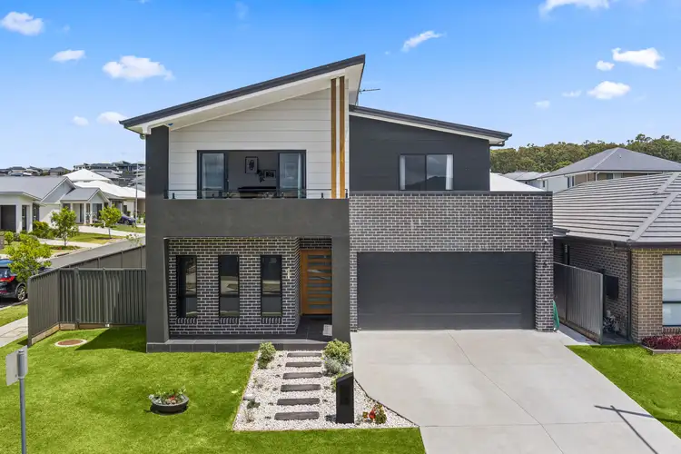 1 Fairy Wren Close, Calderwood NSW 2527