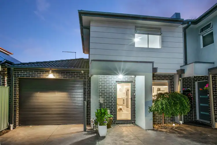 4/39 Purinuan Road, Reservoir VIC 3073