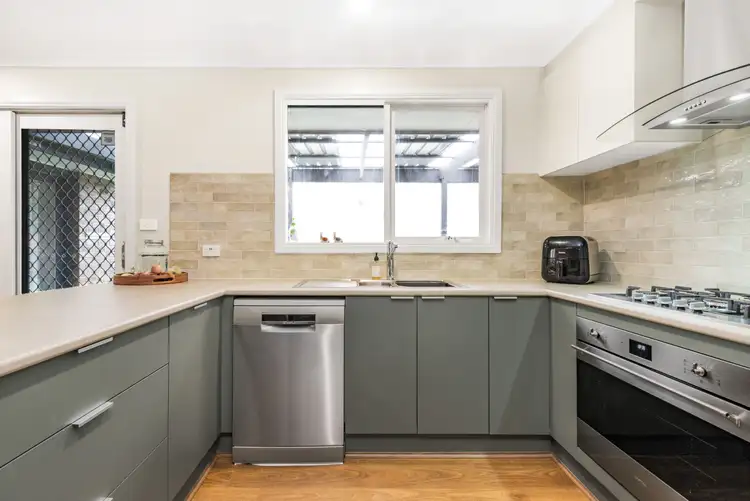 Fourth view of Homely house listing, 7 Greaves Court, Pakenham VIC 3810