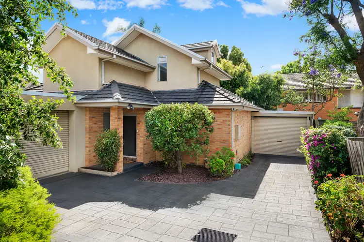 2/64 Prince Charles Street, Clayton VIC 3168