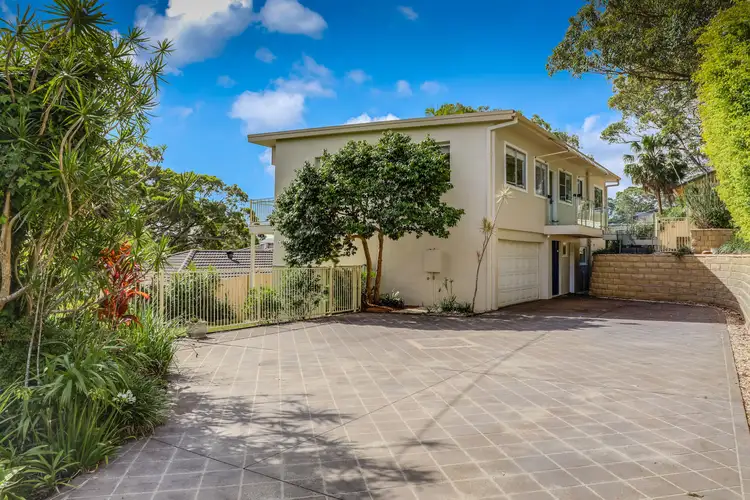 29 Broadwater Drive, Saratoga NSW 2251