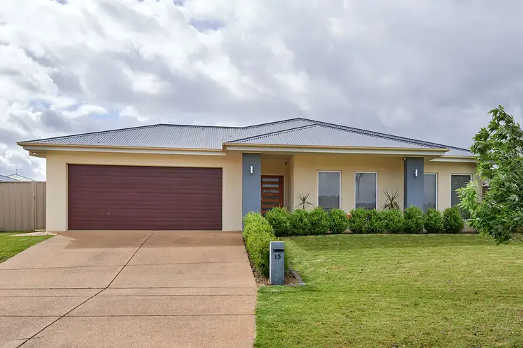 15 Sturrock Drive, Boorooma NSW 2650