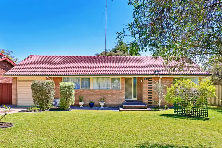 11 Hillview Avenue, South Penrith NSW 2750