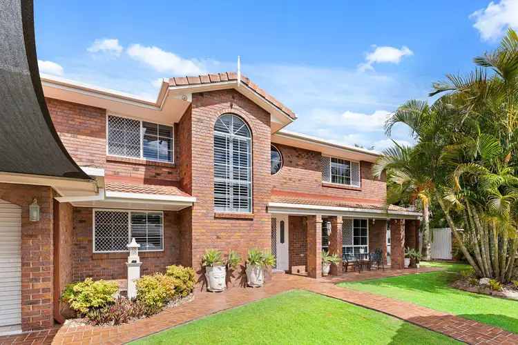 4 Pinecroft Close, Calamvale QLD 4116