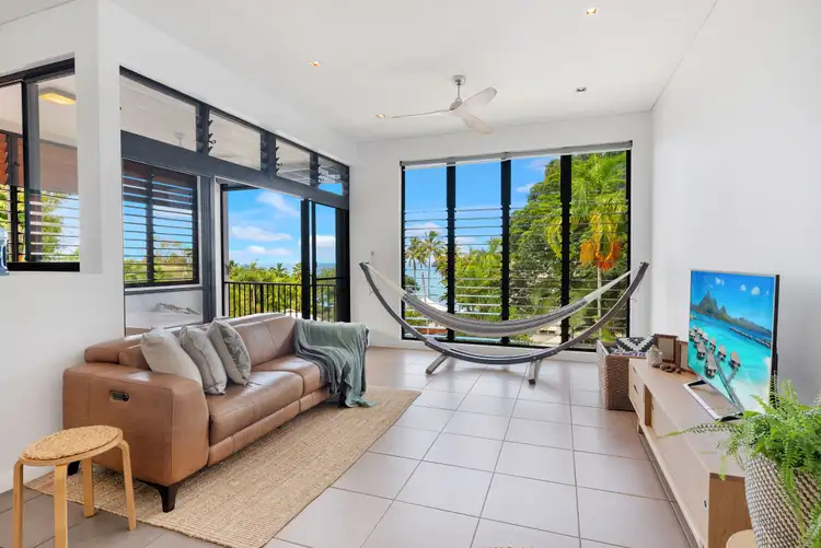 1/32 Moore Street, Trinity Beach QLD 4879