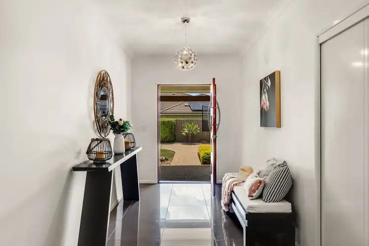 Second view of Homely house listing, 3 Greenway Close, Middle Ridge QLD 4350