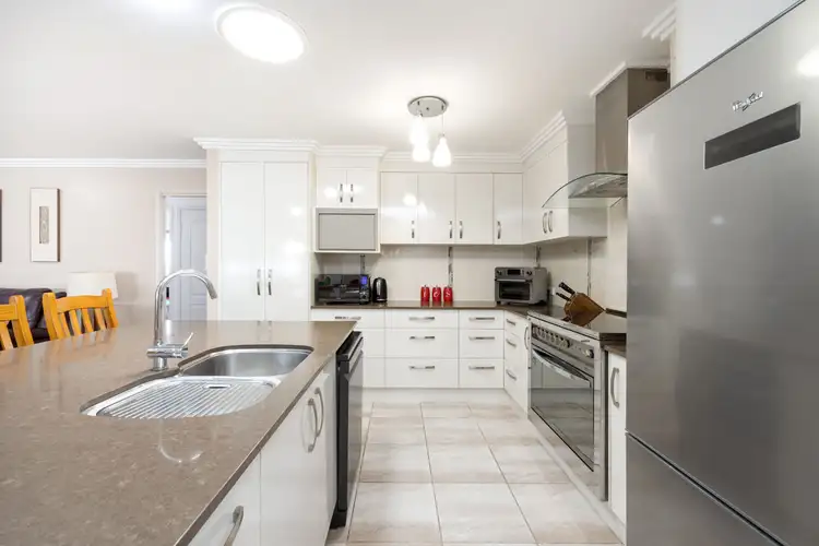 Sixth view of Homely house listing, 25 Romeck Crescent, Urraween QLD 4655