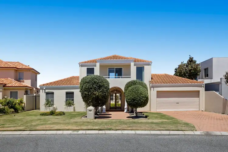23 Ashmore Way, Sorrento WA 6020