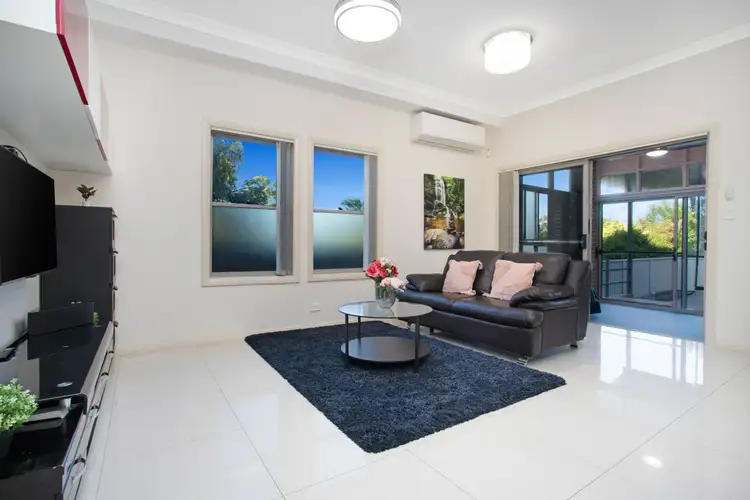 Fourth view of Homely semi-detached listing, 3A Carinya Road, Girraween NSW 2145