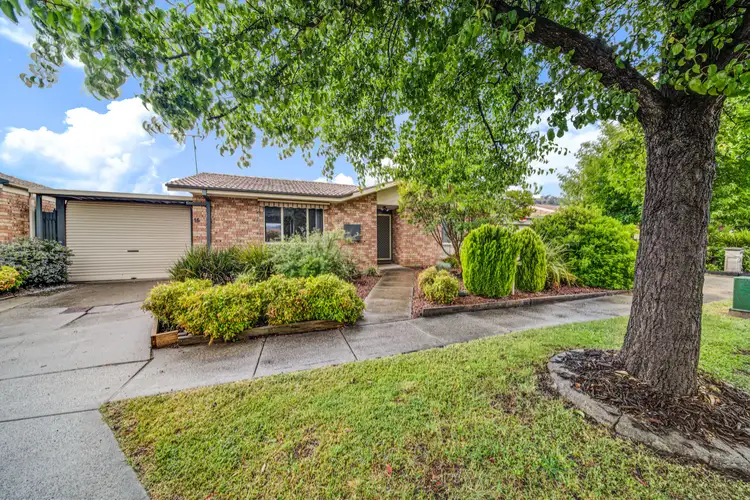 15 Wiburd Street, Banks ACT 2906