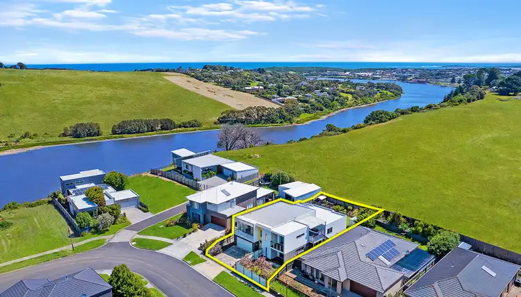 Second view of Homely house listing, 3 Napthine Terrace, Warrnambool VIC 3280