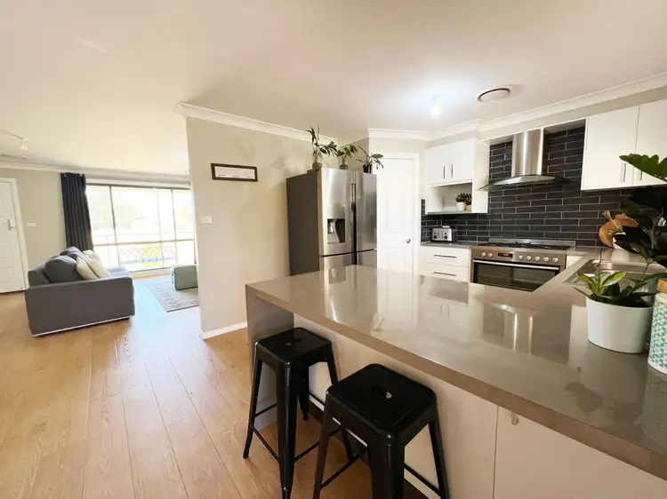 Fifth view of Homely house listing, 27 Farrer Street, Parkes NSW 2870