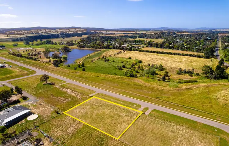 6 Kyeema Drive, Gundaroo NSW 2620