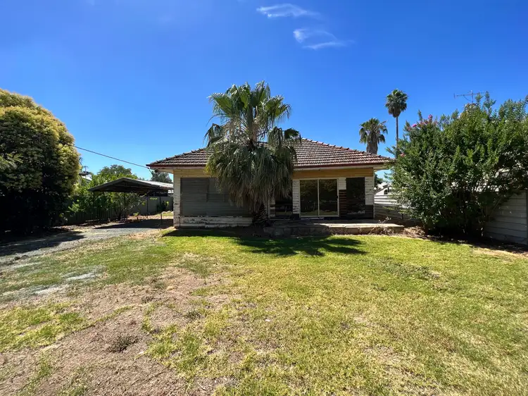 11 Mackay Street, Rochester VIC 3561