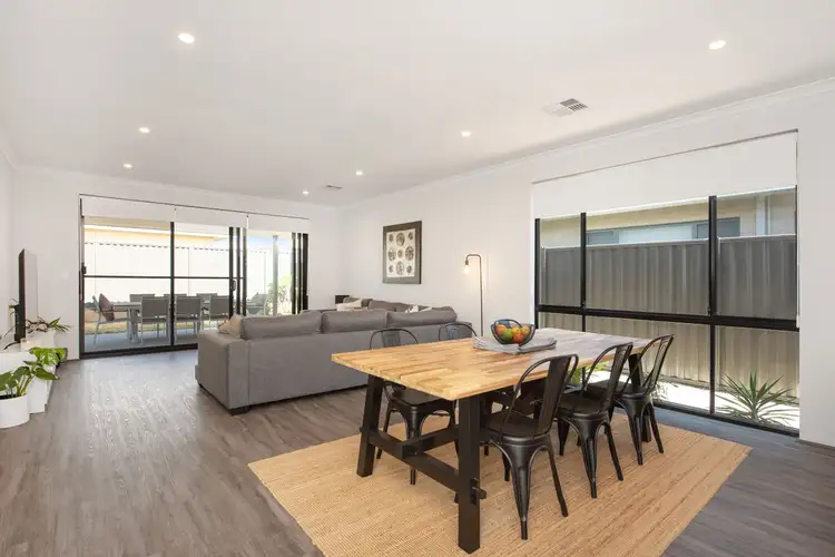 Sixth view of Homely house listing, 8 Variegate Road, Baldivis WA 6171