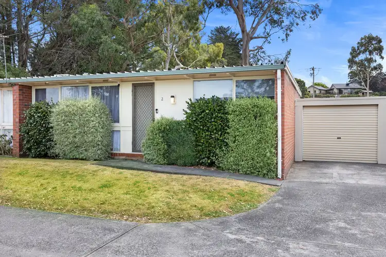 2/84 Hereford Road, Mount Evelyn VIC 3796