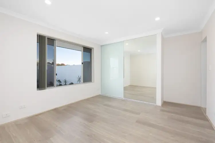 Fifth view of Homely house listing, 4 Yenisey Crescent, Beechboro WA 6063