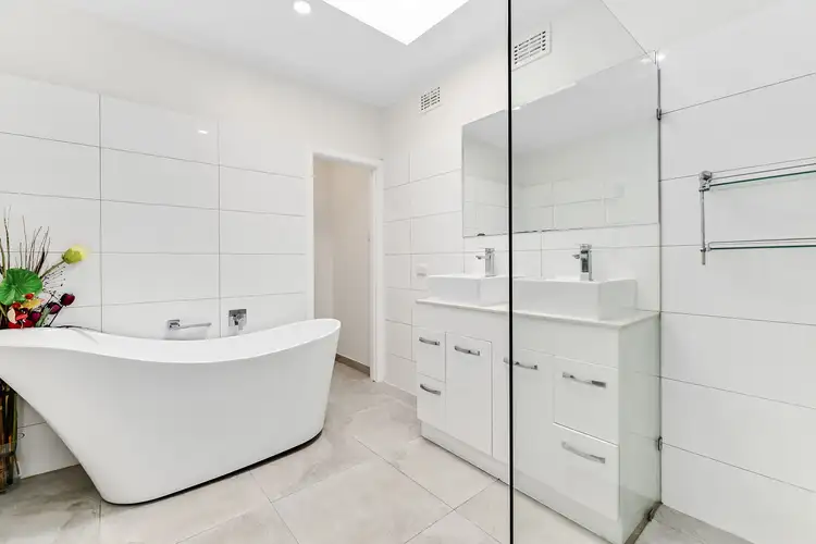 Sixth view of Homely unit listing, 1/34 Irving Street, Mount Waverley VIC 3149