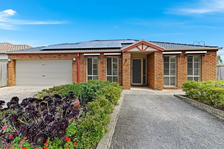 1 Clocktower Court, Berwick VIC 3806