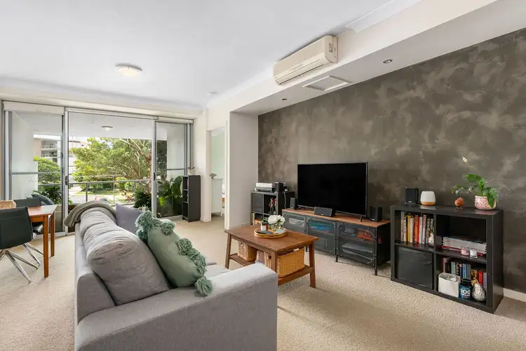 Main view of Homely unit listing, 8/8-12 Belgrave Road, Indooroopilly QLD 4068
