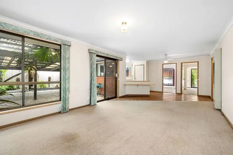 Sixth view of Homely house listing, 10 Melvyn Crescent, Mount Clear VIC 3350