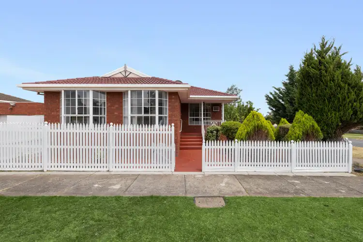 70 Lightwood Crescent, Meadow Heights VIC 3048