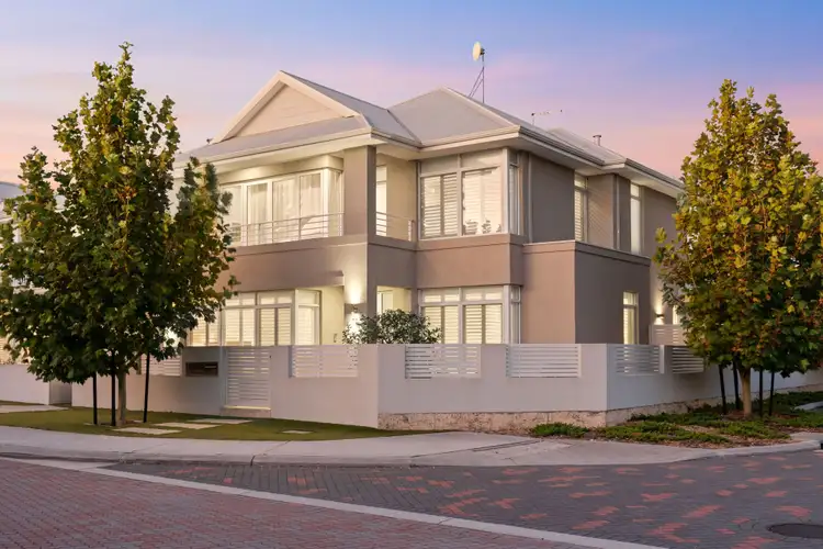 20 Seaward Loop, Sorrento WA 6020