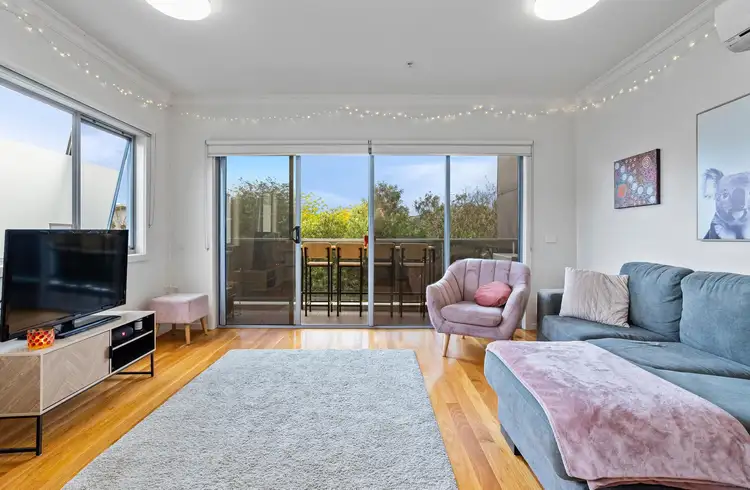 Main view of Homely apartment listing, 6/12 Alfrick Road, Croydon VIC 3136