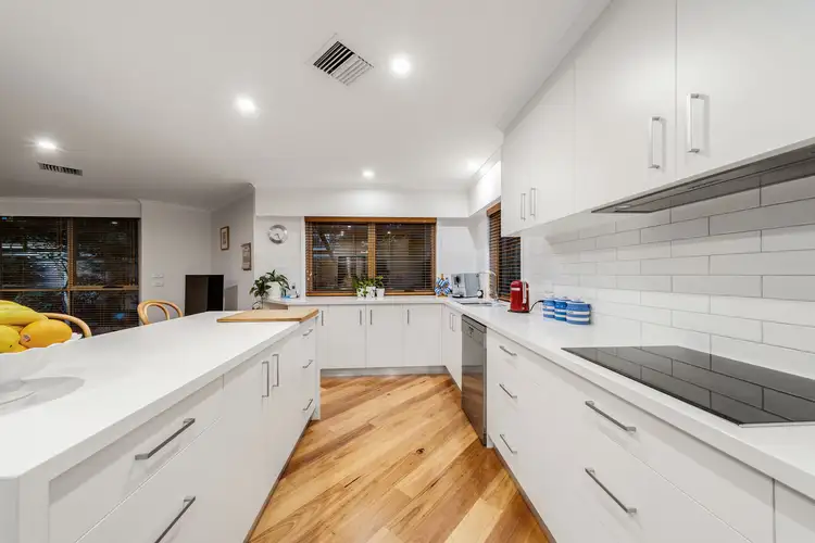 Fifth view of Homely house listing, 2 Ringrose Crescent, Isaacs ACT 2607