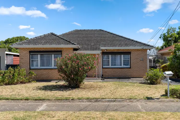 17 McAllan Avenue, Seaton SA 5023