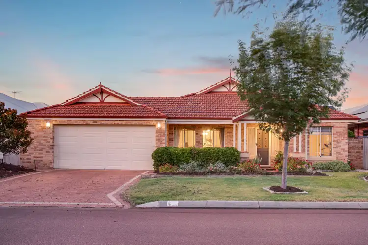 12 Settlers Circle, Gwelup WA 6018