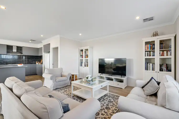 135 Hawksbill Drive, Alkimos WA 6038