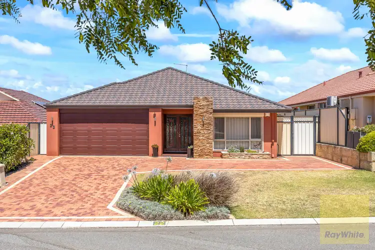 22 Elmhurst Drive, Clarkson WA 6030