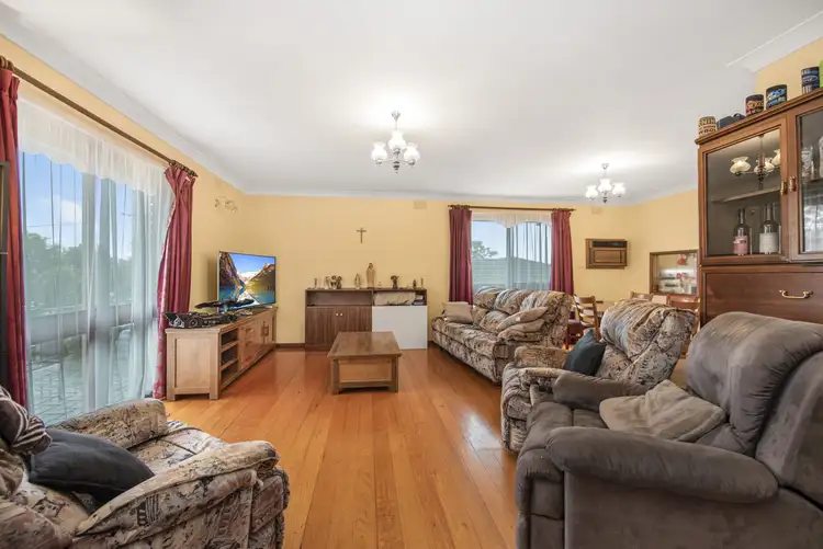 Second view of Homely house listing, 9 Elizabeth Court, Pakenham VIC 3810