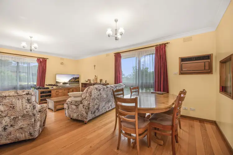 Third view of Homely house listing, 9 Elizabeth Court, Pakenham VIC 3810