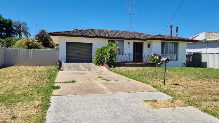 7 McLeod Street, Kojonup WA 6395