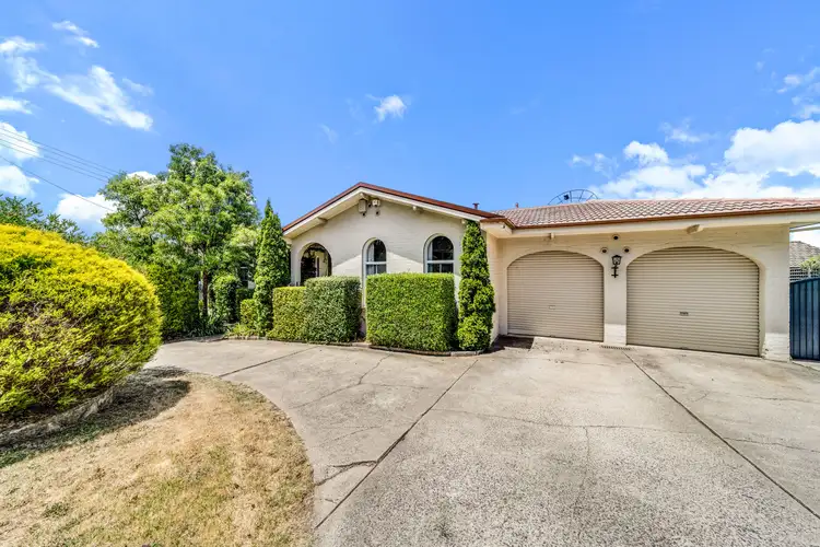15 Tanumbirini Street, Hawker ACT 2614