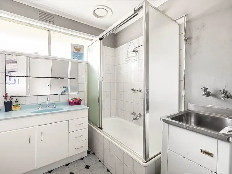 Sixth view of Homely unit listing, 4/569 Pascoe Vale Road, Oak Park VIC 3046