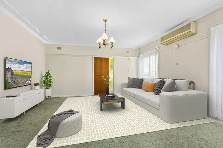 Second view of Homely house listing, 8 Oakland Avenue, Windang NSW 2528