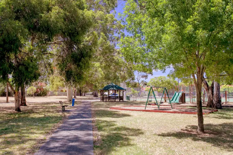 102 Penang Avenue, Melrose Park SA 5039