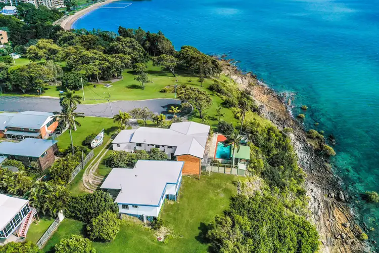 1 & 1A Friend Street, Barney Point QLD 4680