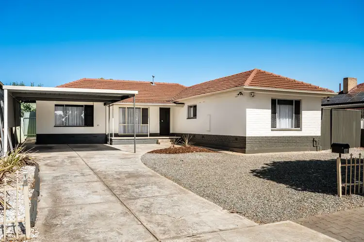 16 Mavros Road, Elizabeth Downs SA 5113