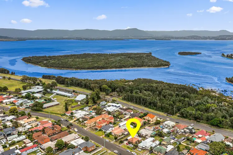 Third view of Homely house listing, 1/106 Pur Pur Avenue, Lake Illawarra NSW 2528