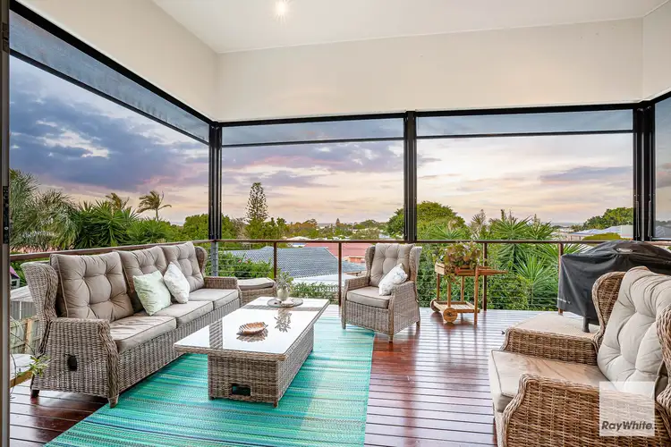 67 Spinnaker Circuit, Redland Bay QLD 4165