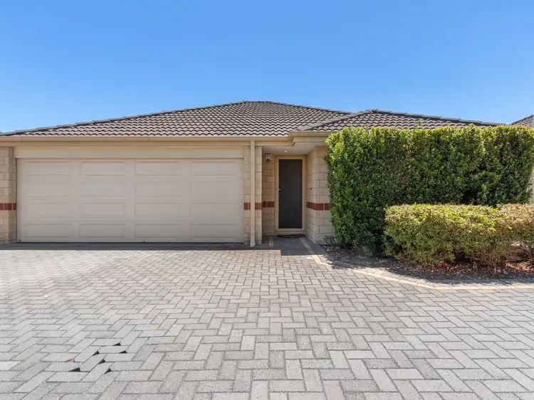 2/16 Andrea Way, Queens Park WA 6107