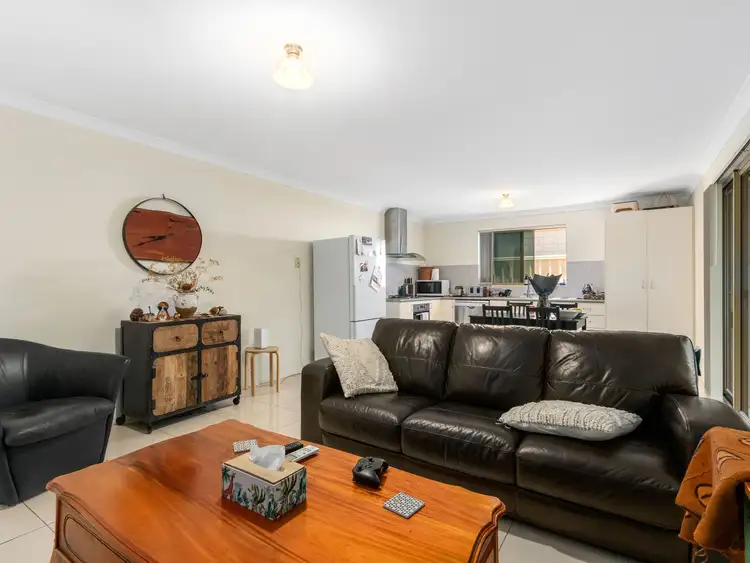 Fourth view of Homely unit listing, 2/16 Andrea Way, Queens Park WA 6107