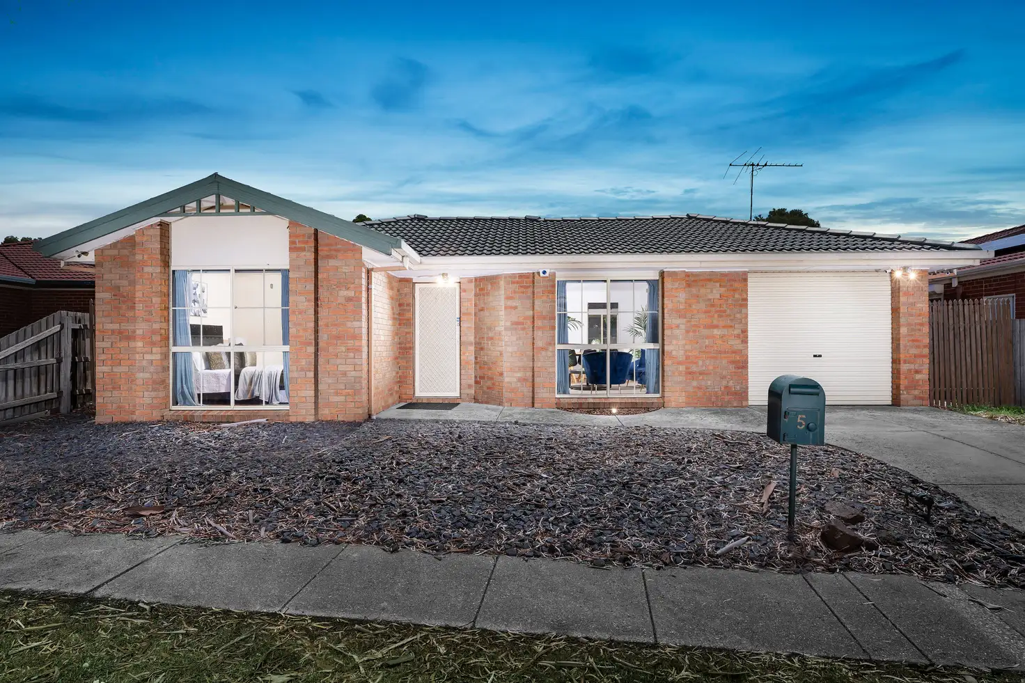 Main view of Homely house listing, 5 Sherwin Place, Roxburgh Park VIC 3064