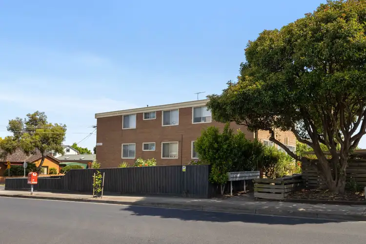 Sixth view of Homely apartment listing, 17/2 Alice Street, Coburg VIC 3058